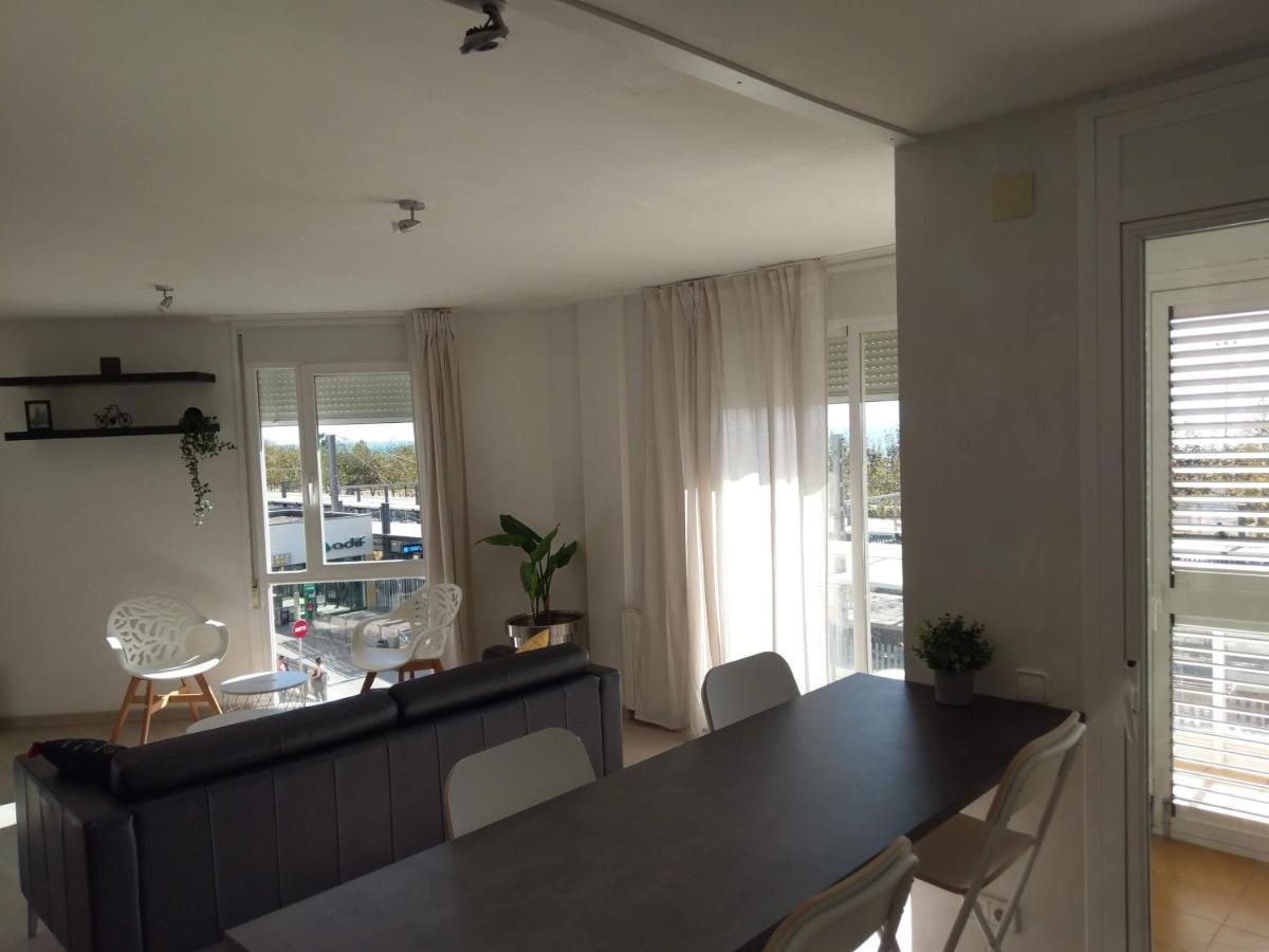 Luxury Apartment Accommodation, Next To Beach & Train Station קאללה מראה חיצוני תמונה
