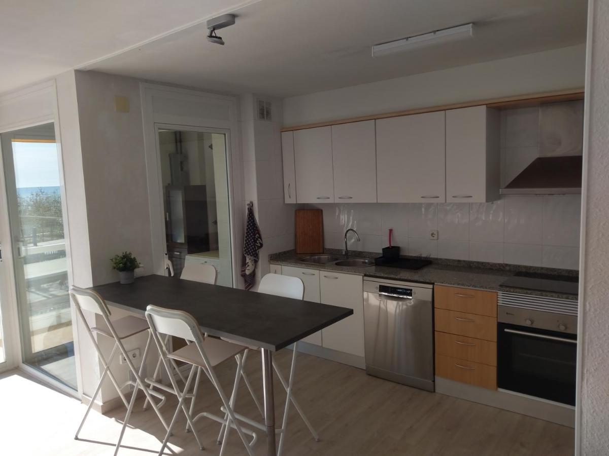 Luxury Apartment Accommodation, Next To Beach & Train Station קאללה מראה חיצוני תמונה